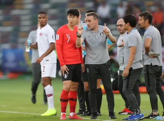 今夜葡萄牙体育备战亚冠，主帅复盘细节曝光，更衣室稳定，更衣室氛围转暖的简单介绍